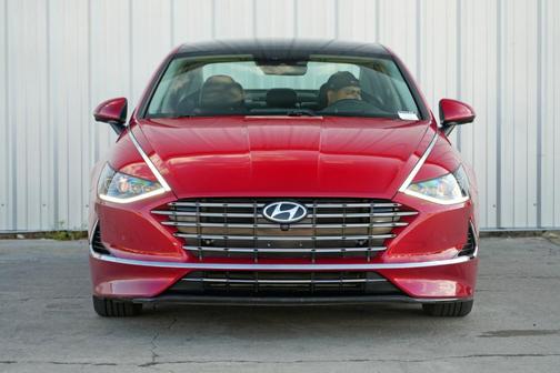 2020 Hyundai SONATA Hybrid Limited