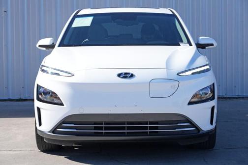 2022 Hyundai KONA EV SEL