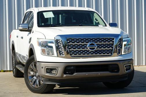2017 Nissan Titan Platinum Reserve