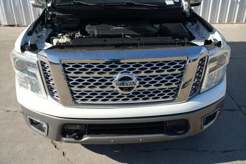 2017 Nissan Titan Platinum Reserve
