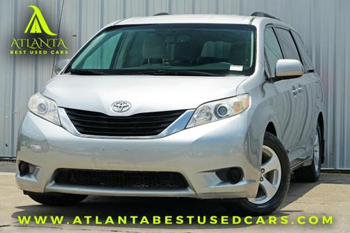 2011 Toyota Sienna LE