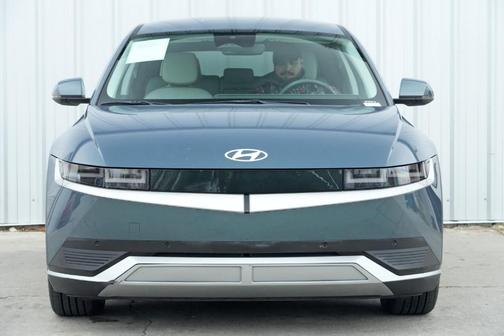 2022 Hyundai IONIQ 5 SEL