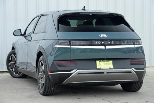 2022 Hyundai IONIQ 5 SEL