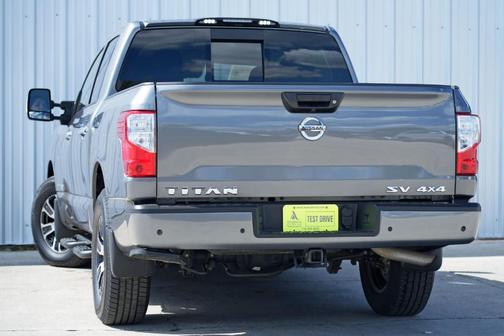 2021 Nissan Titan SV