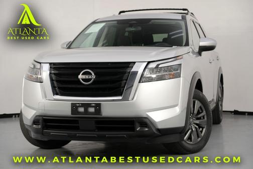 2022 Nissan Pathfinder SV