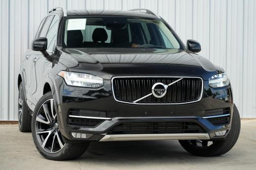 2019 Volvo XC90 T6 Momentum