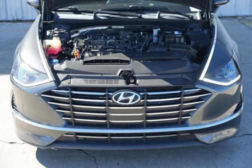 2022 Hyundai SONATA SE