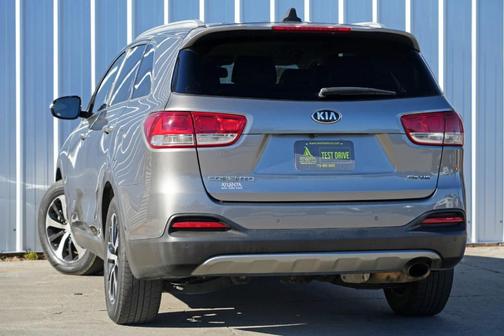 2016 Kia Sorento EX