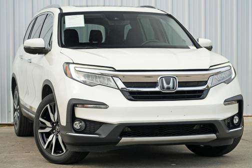 2019 Honda Pilot Touring 8-Passenger