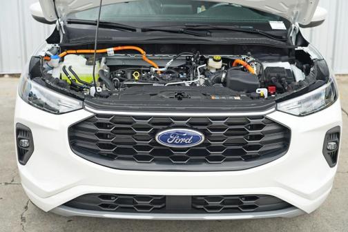 2024 Ford Escape ST-Line Select