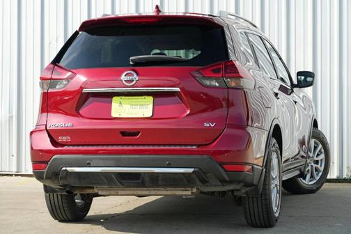 2020 Nissan Rogue SV