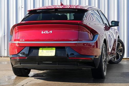 2022 Kia EV6 Wind