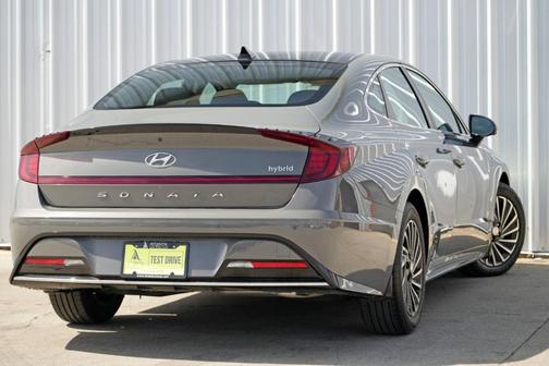 2021 Hyundai SONATA Hybrid Limited