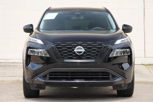 Black 2023 Nissan Rogue SV