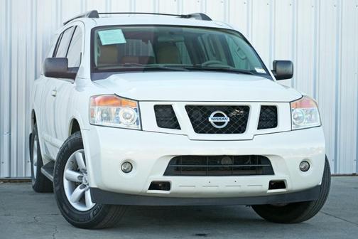 2013 Nissan Armada SV