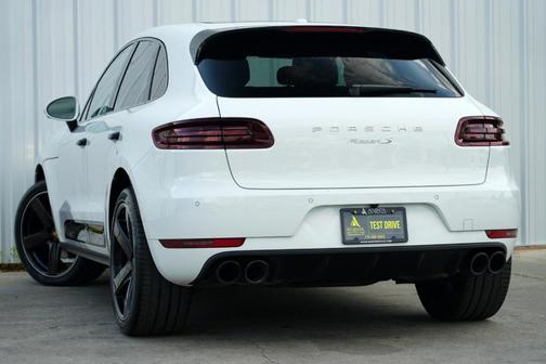 2018 Porsche Macan S