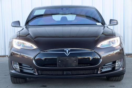 2014 Tesla Model S Base