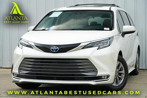 2021 Toyota Sienna XLE