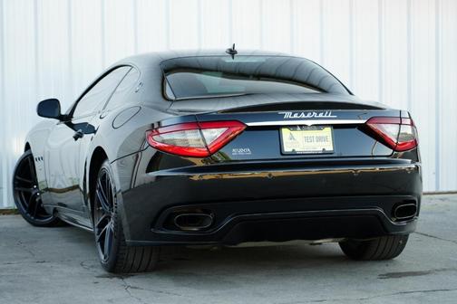 2015 Maserati GranTurismo MC