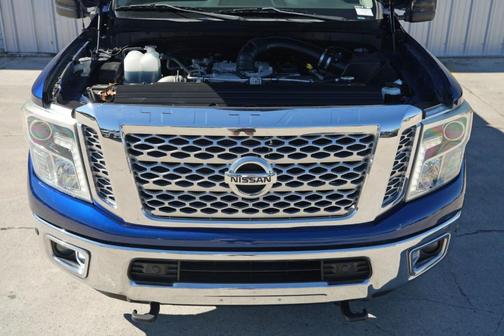 2016 Nissan Titan XD SL
