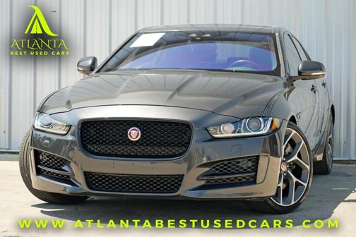 2017 Jaguar XE 35t R-Sport