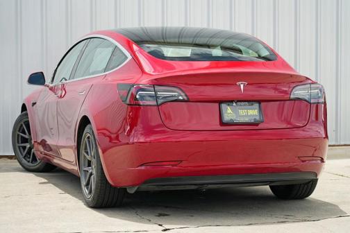 2019 Tesla Model 3 Standard Range Plus