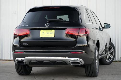 2022 Mercedes-Benz GLC 300 Base
