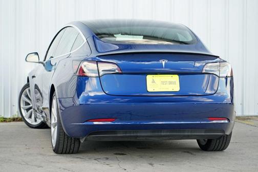 2020 Tesla Model 3 Standard Range Plus