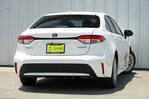 2021 Toyota Corolla Hybrid LE