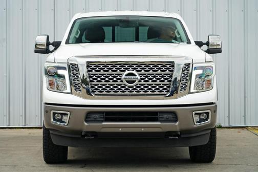 2016 Nissan Titan XD Platinum Reserve