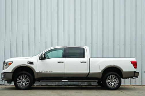 2016 Nissan Titan XD Platinum Reserve