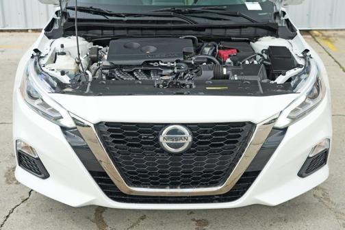 2020 Nissan Altima 2.5 SR