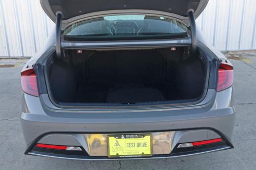 2022 Hyundai SONATA Hybrid Limited