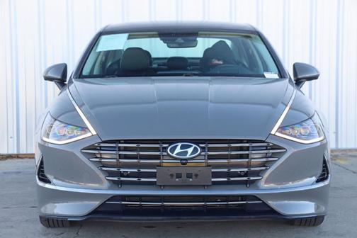 2022 Hyundai SONATA Hybrid Limited