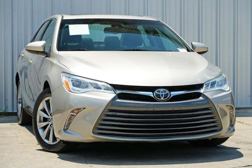 2017 Toyota Camry XLE