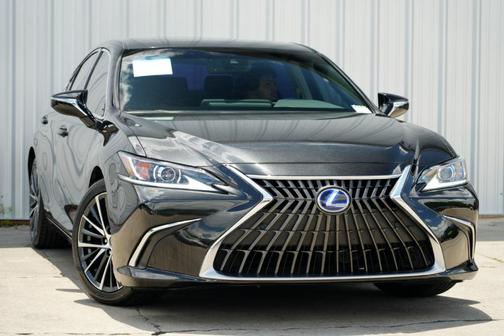2022 Lexus ES 300h W/ PREMIUM&NAVIGATION PACKAGES