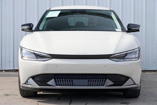 2022 Kia EV6 Wind