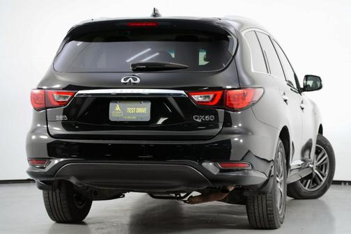2016 INFINITI QX60 Base