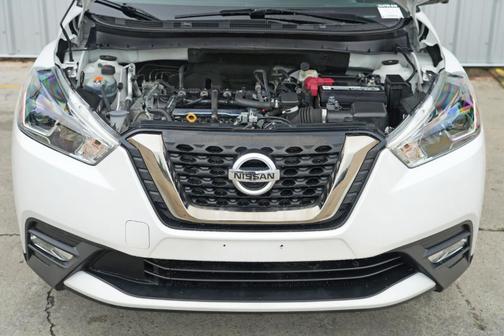 2018 Nissan Kicks SR