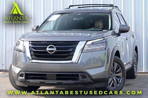 2022 Nissan Pathfinder SV