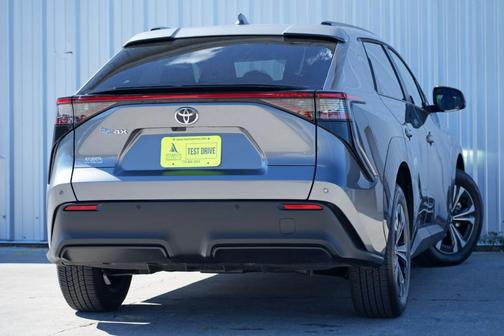 2023 Toyota bZ4X XLE