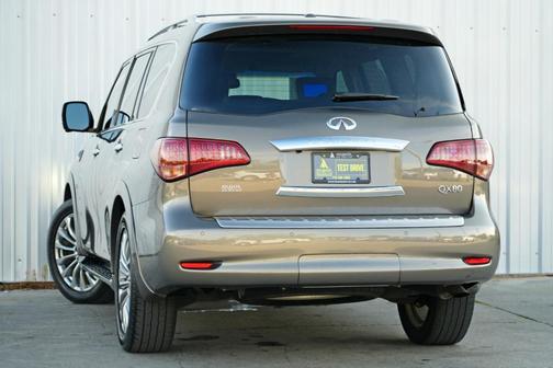 2016 INFINITI QX80 Base