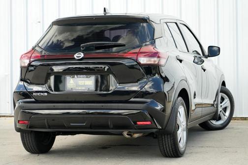 2021 Nissan Kicks S