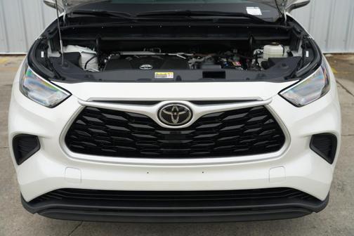 2021 Toyota Highlander L