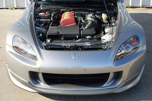 2006 Honda S2000 Base (M6)