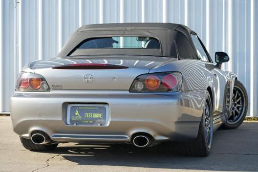 2006 Honda S2000 Base (M6)