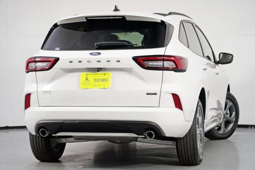 2024 Ford Escape ST-Line Select