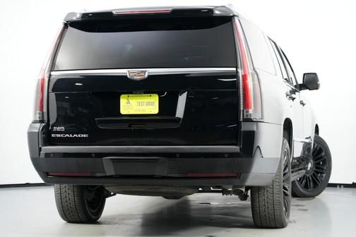 2017 Cadillac Escalade ESV Platinum