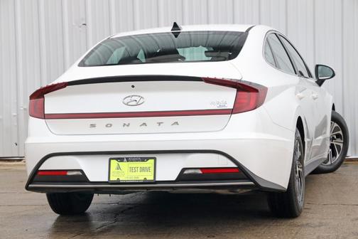 2022 Hyundai SONATA Hybrid Blue