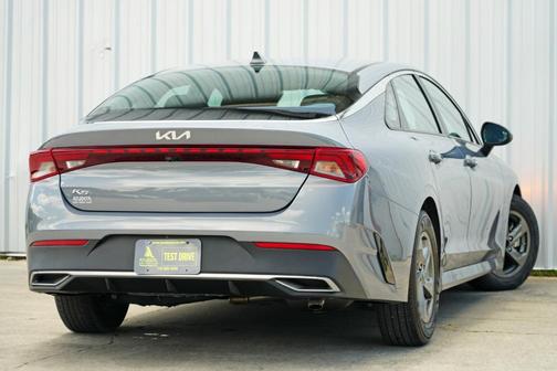 2022 Kia K5 LXS